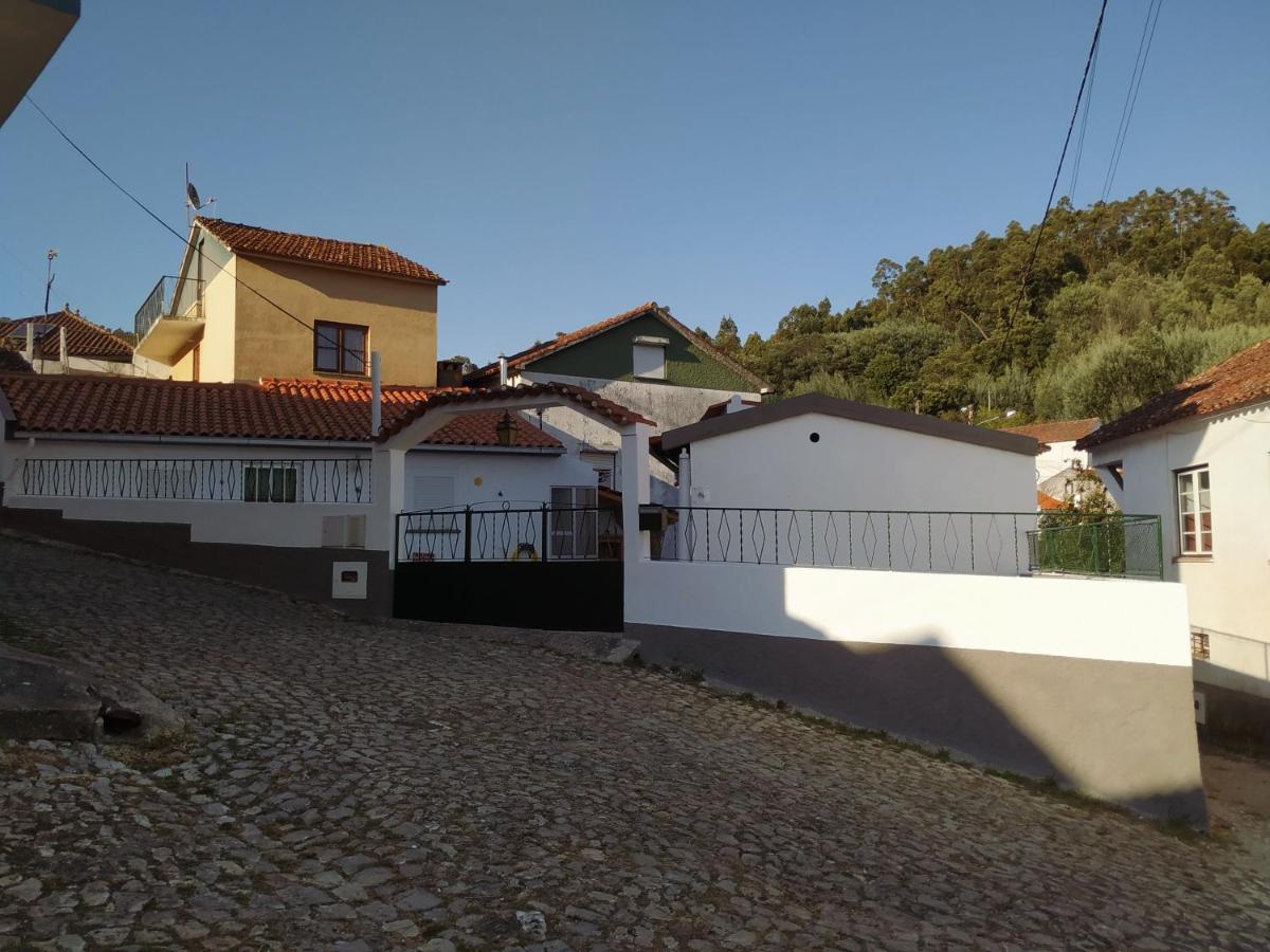 Ferienwohnung Casinha Da Eira Góis Exterior foto
